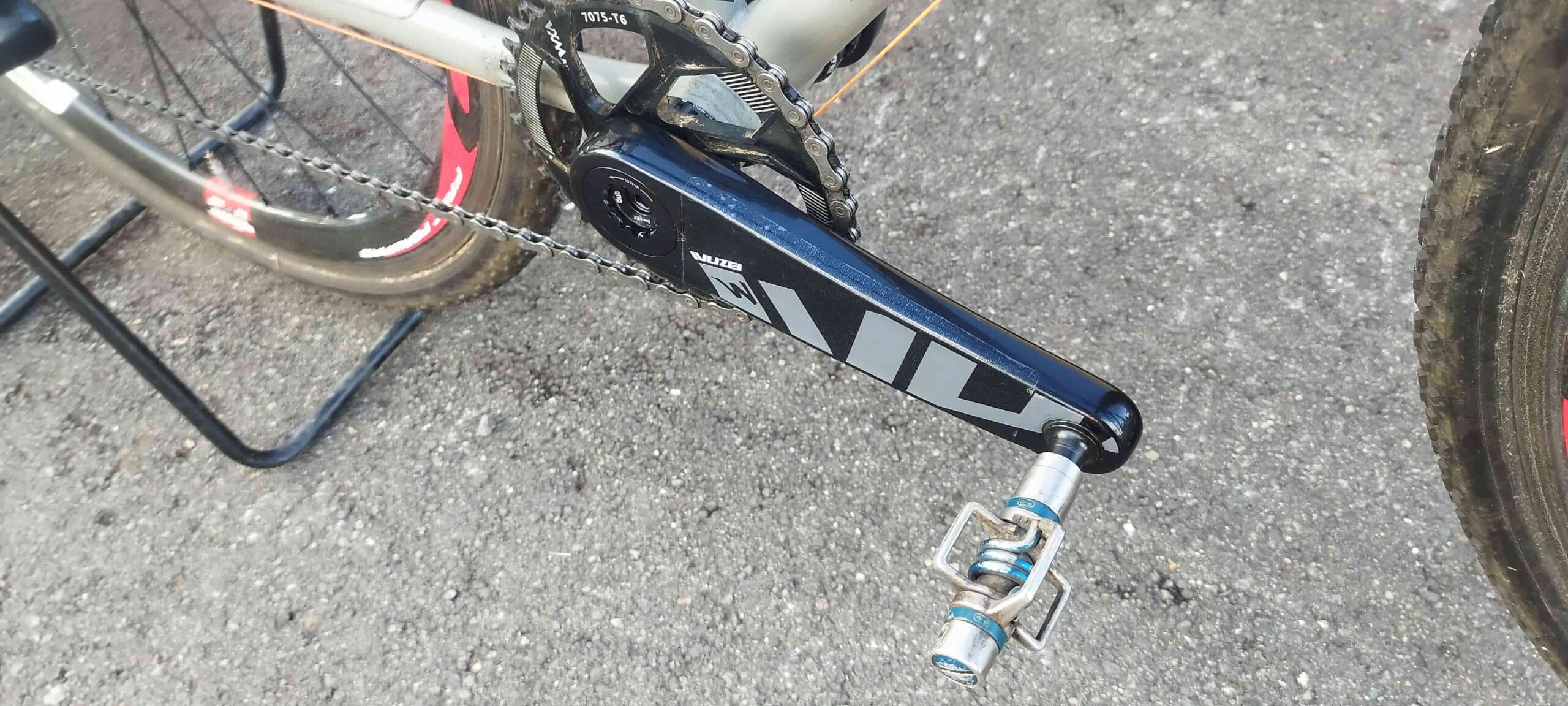 カーボンクランク