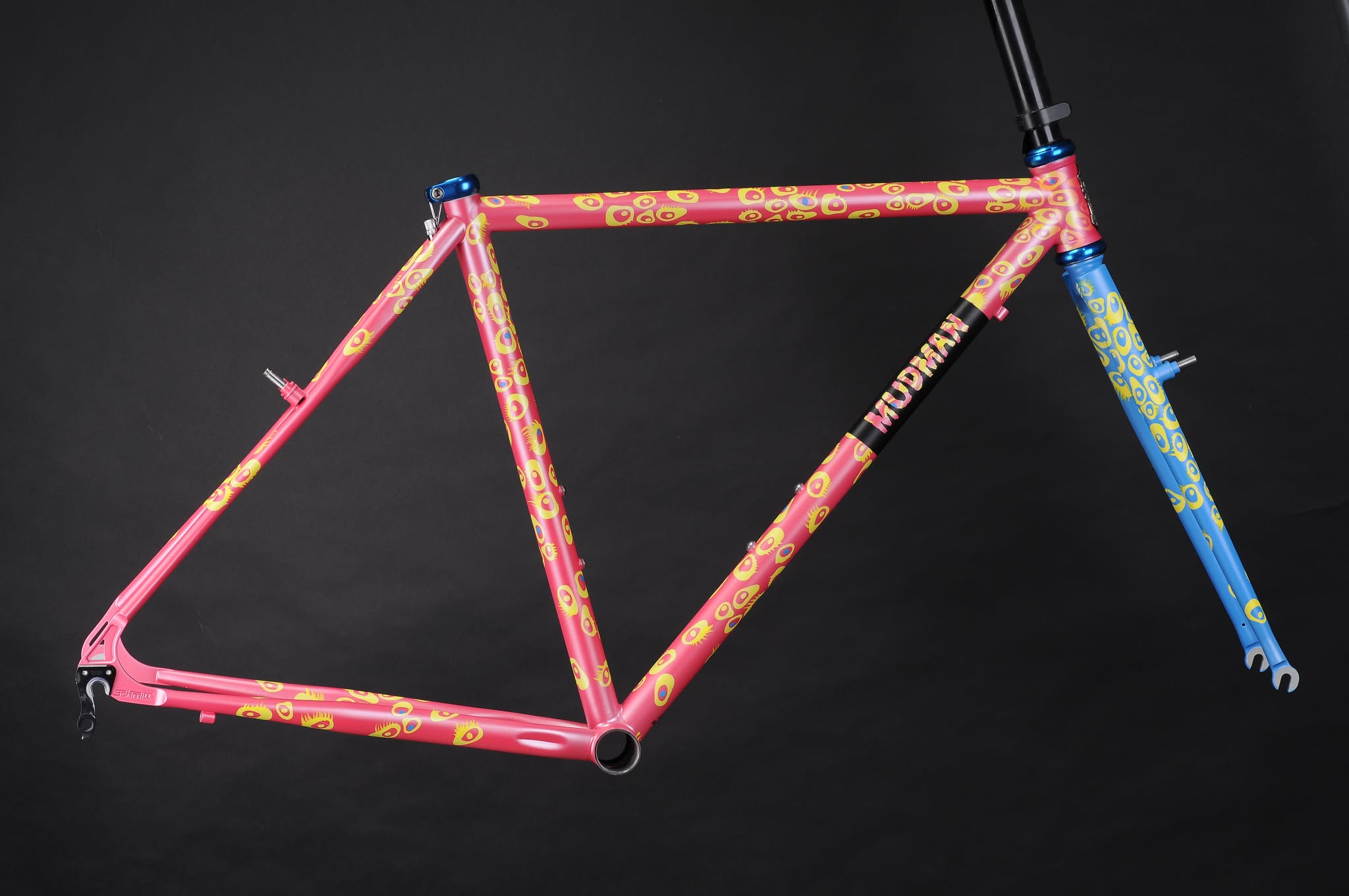 再塗装した自転車フレーム