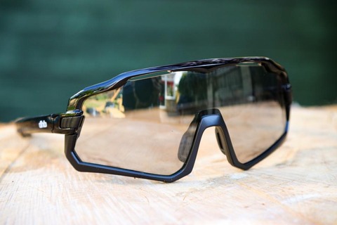 2020-dhb-vector-photochromatic-lense-sunglasses